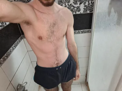 virginhairyboy20 kullanıcısının 😁😁 albümü -  6 fotoğraf