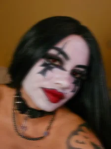 _sakae_ 𝕮𝖑𝖆𝖚𝖉𝖎𝖆 𝖗𝖊𝖖𝖚𝖎𝖊𝖒 𝖈𝖍𝖊𝖛𝖆𝖑𝖎𝖊𝖗 𝖛𝖆𝖒𝖕𝖎𝖗𝖊 𝖈𝖔𝖒𝖎𝖈 Pic