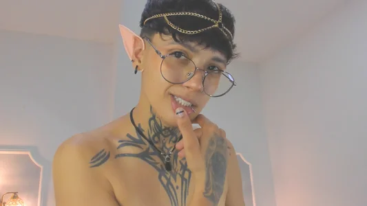 b3k_afrodict's A Sexy Elf Sex Photo 2