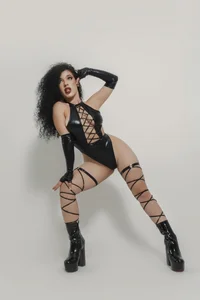 RoseFerreraのYour Sexy Girlの 4枚の写真