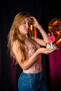 violetsmith1_ My special day 🥳❤️ Billede 2