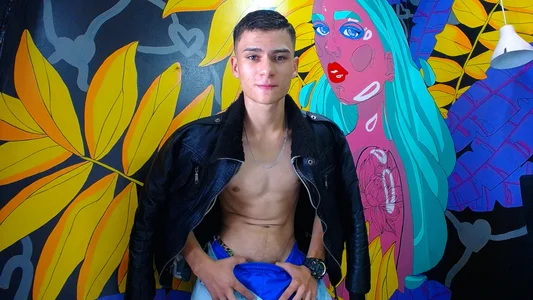 Ricky_Strong Public Pic 2