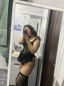 HikkoSinuのStrict but cute🥰の 4枚の写真