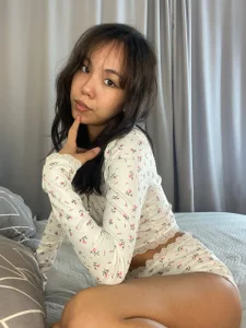 FreedaKulow Yummy Yummy💜  4টি ছবি