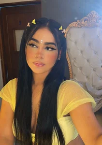_charlotte18 Public Pic