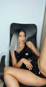 BlueEyesLexyPublic图片