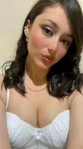 MegannTaylorx Public Foto 2