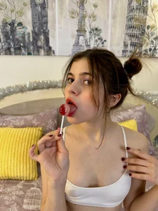 Zdjęcia Katya_Zaitseva I'm going to have a fun Christmas🎄🫶🧸💃:  6