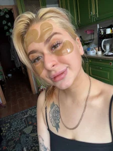 Its me de JulianneIbey  Imagens