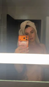 ChloeSinss_ :X Get a taste Foto 3