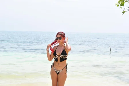 CelesteRhoades Sun and beach👅 Pic 5