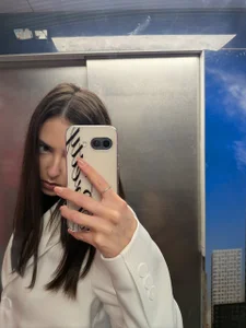SnowyLung's XXX Nude Photo 2