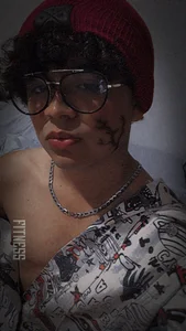 Hola de TwinklindoFJ  2 Imagens