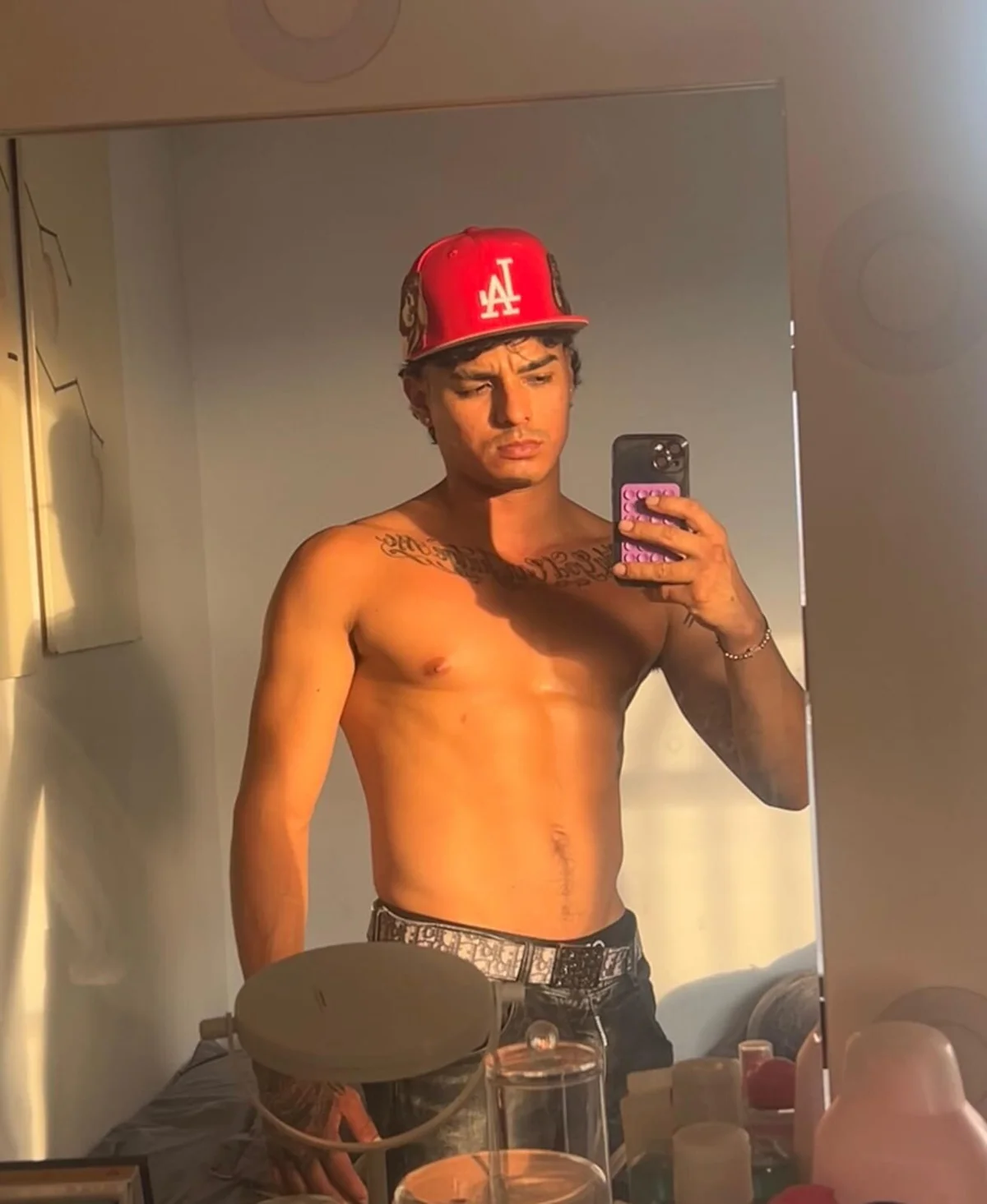 AndyHot__ adlı kullanıcının viral fotoğrafları:  2158