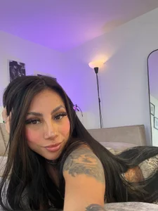 cassie_miss kullanıcısının Passing sensuality 🤎 albümü -  fotoğraf