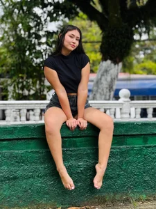 Bella_Miia Natural beauty 💚 Pic 4