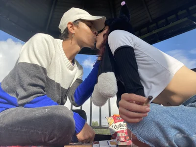 YaraLeon Public Immagine  7