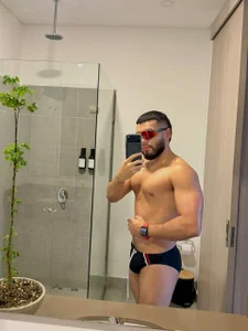 ThiagoHunk . টি ছবি