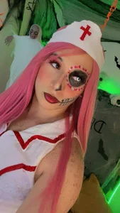 Your sweet nurse 😏🥵 de Ashley__Parker  4 Imagens