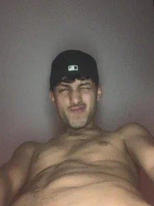 LYAN_DYLANのDYLANの 2枚の写真