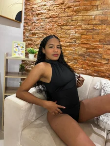 clari_queen's XXX Nude Photo 4
