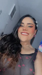 CamilJoness69 kullanıcısının 💜🔥 Purple perfect 💜🔥 albümü -  4 fotoğraf