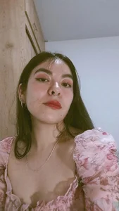 EloiseJun Public Pic 3