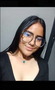 Briana_Goldd Public Pic 5