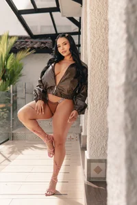 My body calls u! od MollyJones_  5 snímek