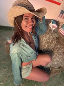 Alessia_Monroe_ 💙 Serving Freedom... with a Little Spice 😉 Foto 4