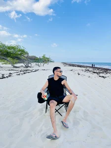 _Aronsmithx Public Pic 2