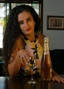 Holyjacky_ Do you want to share champagne with me? Pic 4