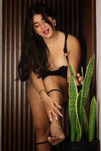 goddessfeetxx kullanıcısının Do you like my new dress? albümü -  4 fotoğraf