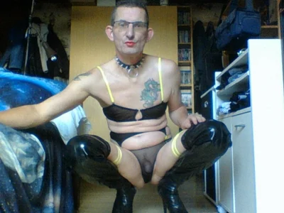 lopejosoumis kullanıcısının Pute esclave sexuelle lopette hot sexy. albümü -  8 fotoğraf