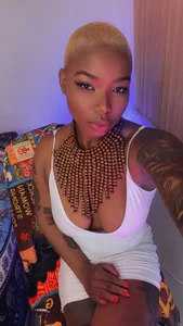 KenyaMystic Sexy girl Pic 4