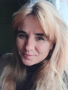 SannyMILF: Public ( 9 фото)