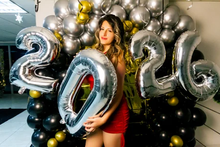 GiaRoussel The most tempting countdown صورة واحدة|GiaRoussel The most tempting countdown صورتان|GiaRoussel The most tempting countdown  5 صور|GiaRoussel The most tempting countdown  5 صورة