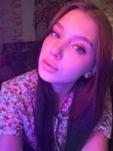 Baby_Roze Public Pic 4