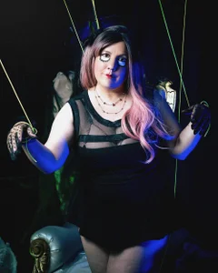 Jessi_jones Public Pic 4