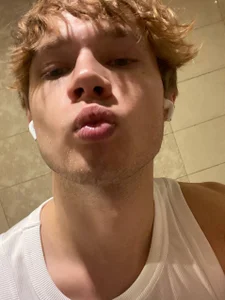 eitanhereのPublicの 2枚の写真