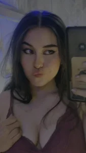 HannaCollins_: What you see It's barely the beginning you want more 🥵 ( фото)