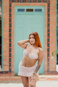 ZharaRousse's 🌸👅 Sex Photo 2