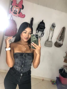 mia_tayylor_ kullanıcısının Public albümü -  5 fotoğraf