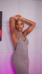 Lorenn_Hill Public Pic