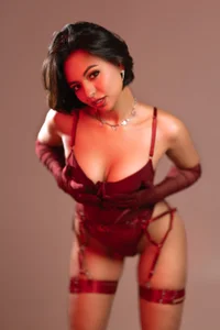 MelodyMarks_ Red wine 🍷 Pic 2