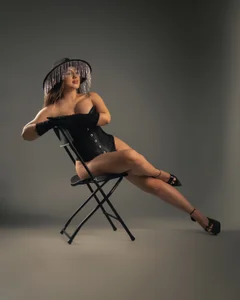 Sarapalmer1 🖤🖤🖤🖤 slika 3