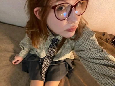 schoolgirl lana de lanafitch  3 Imagens