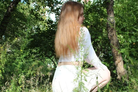 Mia_Yuri Public Foto 3