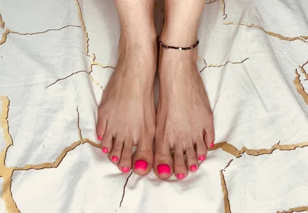 Bunny_Butt_ feet what you would like to please Pic 6