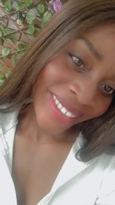 anisha_zambrano Public Immagine  3